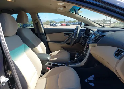 2014 Hyundai Elantra Se z USA, uszkodzony, nr VIN 5NPDH4AE0EH466162